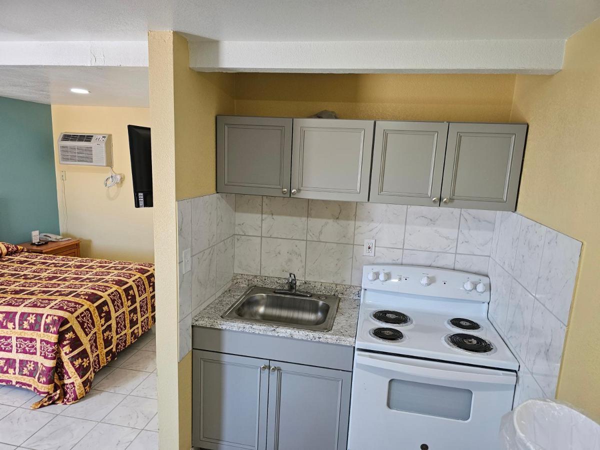 Westernaire Motel Меса Екстериор снимка