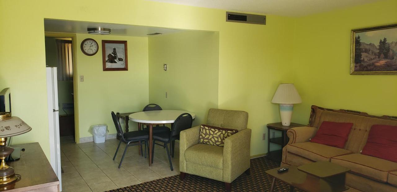 Westernaire Motel Меса Екстериор снимка